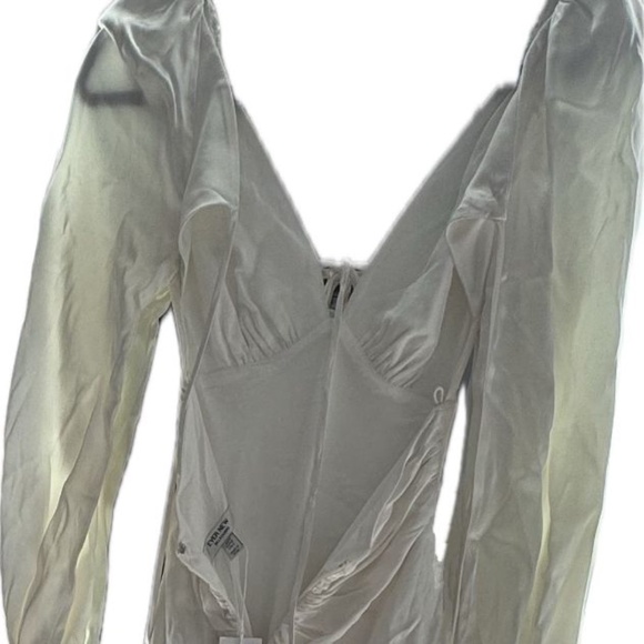 Ever New  Cut Out Midi Open Back Puff-Sleeve white Midi Dress - Picture 3 of 4